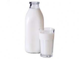 Молоко коровье деревенское разливное, 1 л.